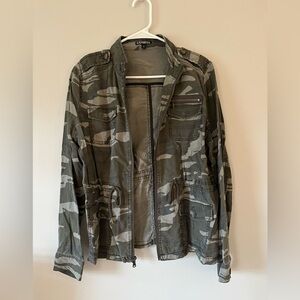Express camo jacket
